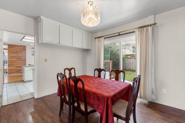 60 Beach Park Boulevard, Foster City, CA 94404