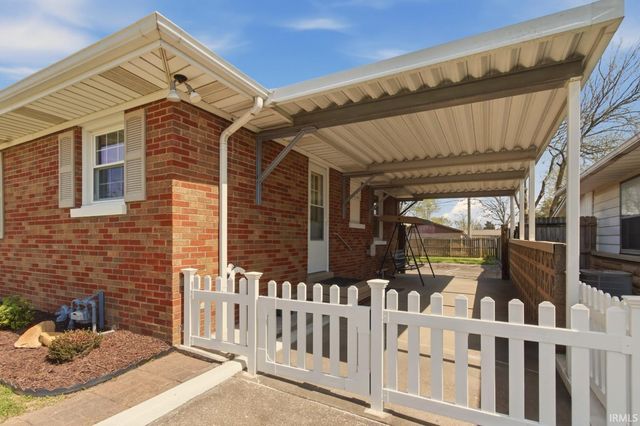 2415 N Evans Avenue, Evansville, IN 47711