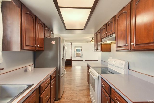 2415 N Evans Avenue, Evansville, IN 47711