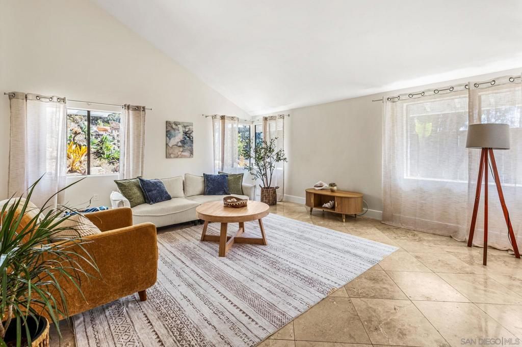 1141 Cerro Largo Dr, Solana Beach, CA 92075 — photo 4