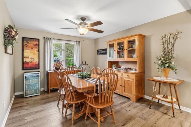 5905 Crabapple Lane, Johnston, IA 50131