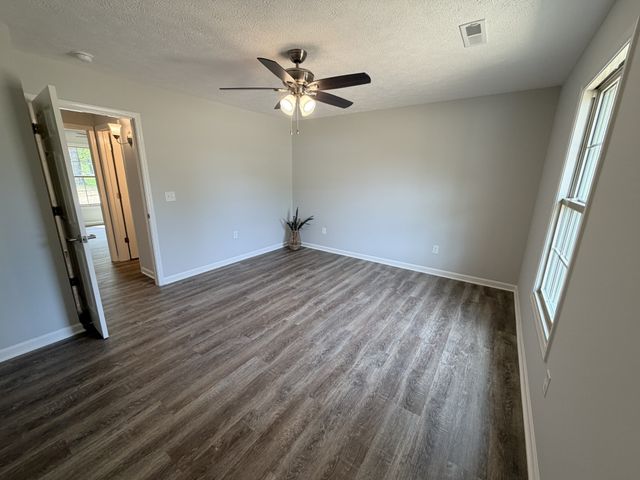 6265 Lynchburg Rd, Winchester, TN 37398