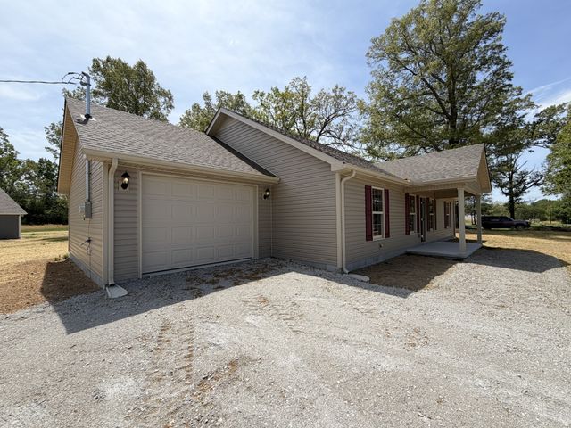 6265 Lynchburg Rd, Winchester, TN 37398