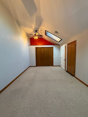 870 Landry Ave 8, North Attleboro, MA 02760