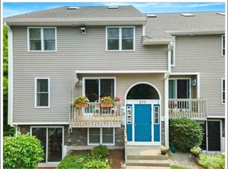 870 Landry Ave 8, North Attleboro, MA 02760