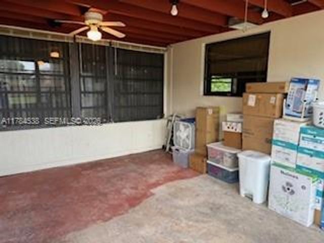 521 N 70th Way, Hollywood, FL 33024