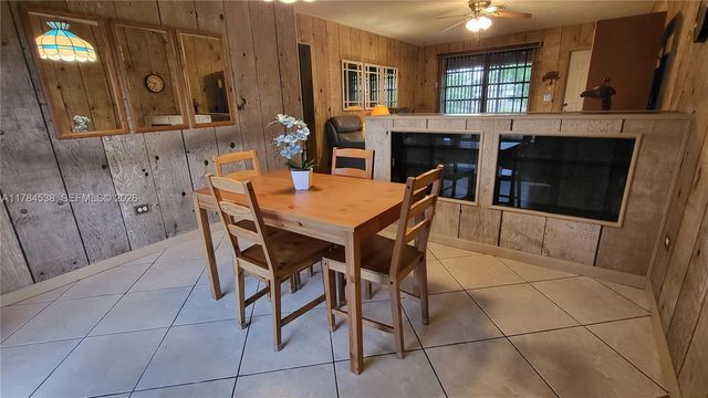 521 N 70th Way, Hollywood, FL 33024