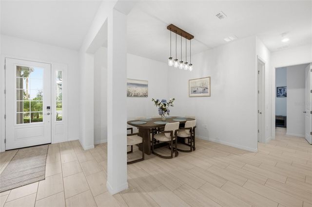 19047 SCALLOP LOOP, Lakewood Ranch, FL 34211