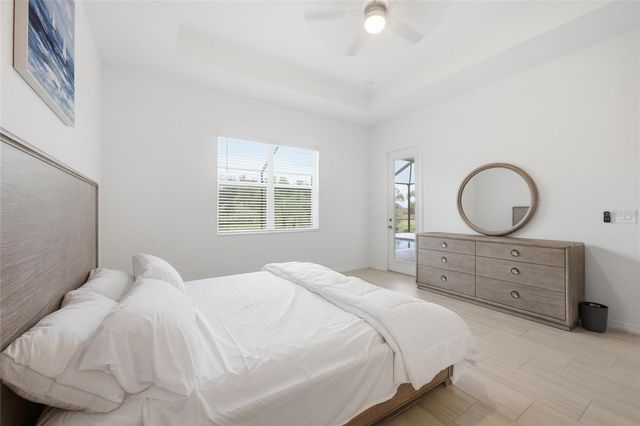 19047 SCALLOP LOOP, Lakewood Ranch, FL 34211