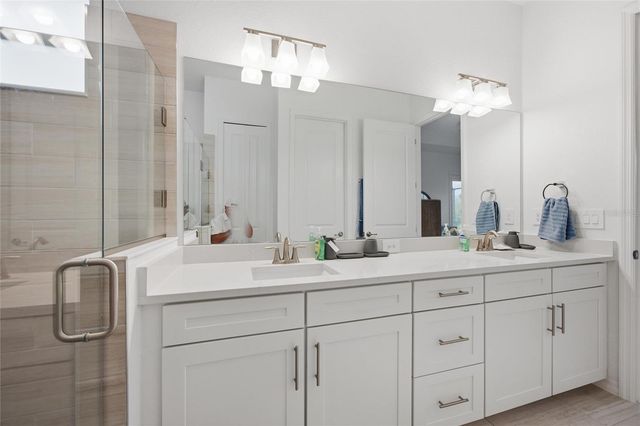 19047 SCALLOP LOOP, Lakewood Ranch, FL 34211