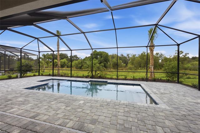 19047 SCALLOP LOOP, Lakewood Ranch, FL 34211