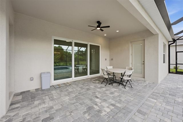 19047 SCALLOP LOOP, Lakewood Ranch, FL 34211