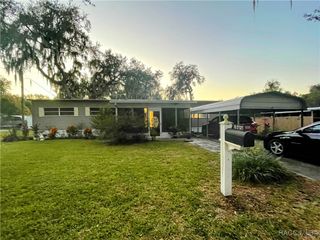 1146 CR 482 Road N, Lake Panasoffkee, FL 33538
