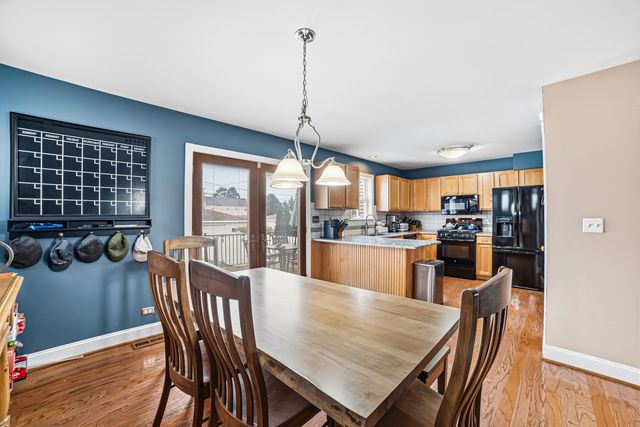 6216 W 60th Street, Chicago, IL 60638