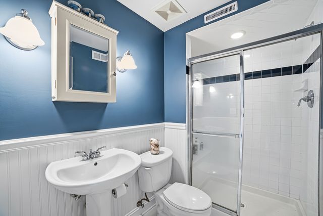 6216 W 60th Street, Chicago, IL 60638