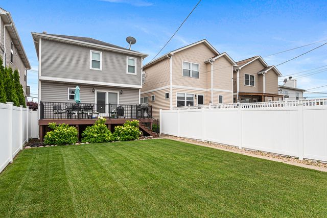 6216 W 60th Street, Chicago, IL 60638