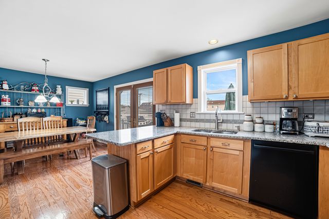 6216 W 60th Street, Chicago, IL 60638