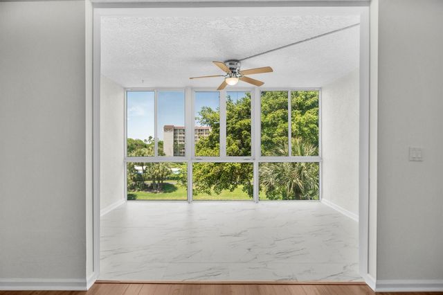14527 Bonaire Boulevard 408, Delray Beach, FL 33446