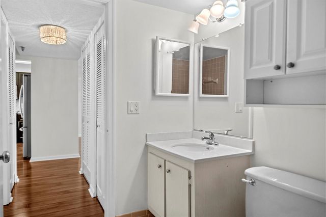14527 Bonaire Boulevard 408, Delray Beach, FL 33446