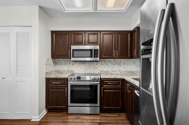 14527 Bonaire Boulevard 408, Delray Beach, FL 33446