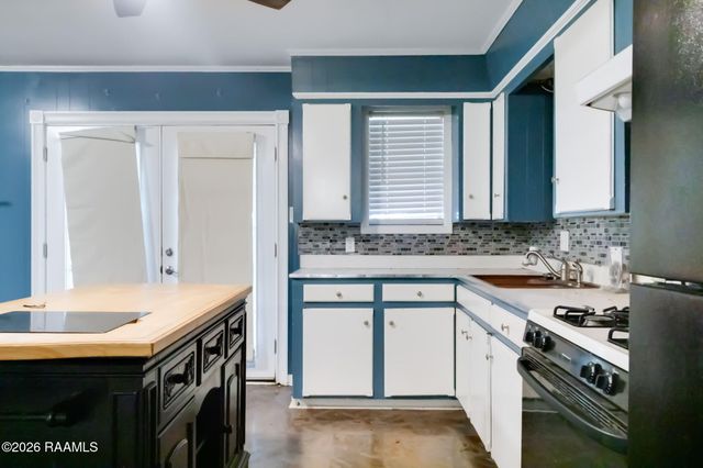 435 E Cedar Street, Lafayette, LA 70501