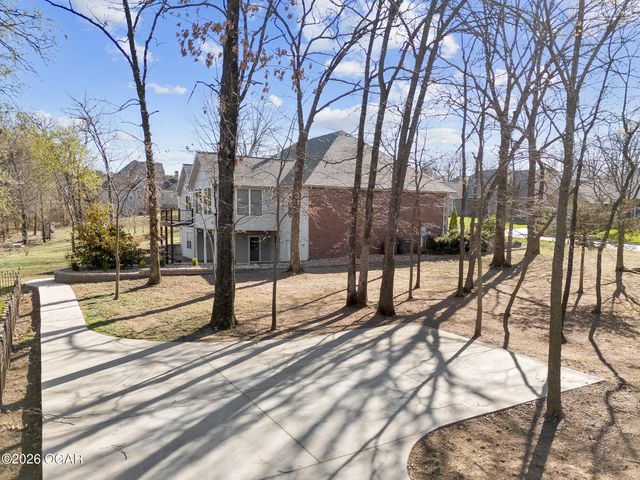 307 Fox Fire Court, Joplin, MO 64801