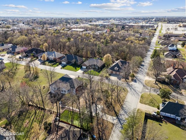 307 Fox Fire Court, Joplin, MO 64801