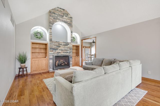 307 Fox Fire Court, Joplin, MO 64801