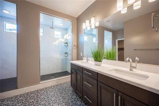 120 Mosso Niente Place, Henderson, NV 89011