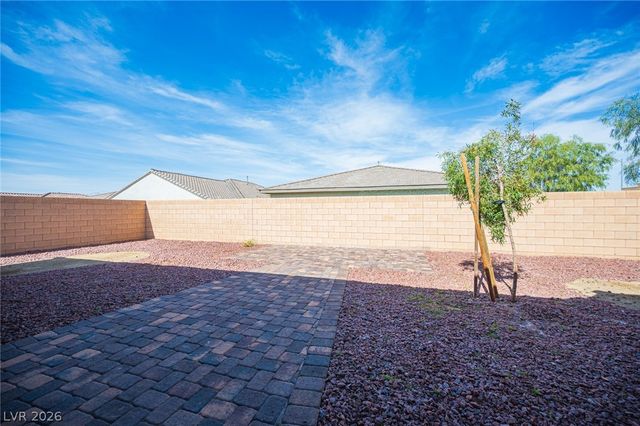 120 Mosso Niente Place, Henderson, NV 89011