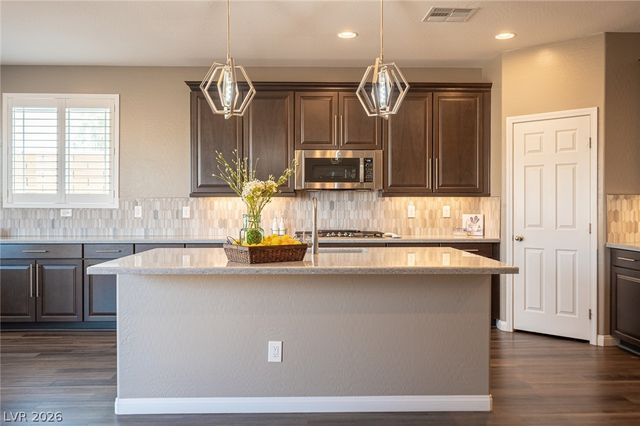 120 Mosso Niente Place, Henderson, NV 89011