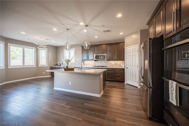 120 Mosso Niente Place, Henderson, NV 89011