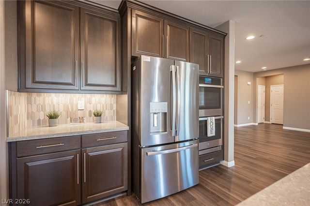 120 Mosso Niente Place, Henderson, NV 89011