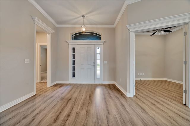 454 Frizzo Street, Tontitown, AR 72762