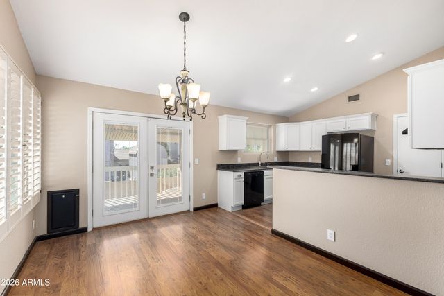 7543 W SURREY Avenue, Peoria, AZ 85381