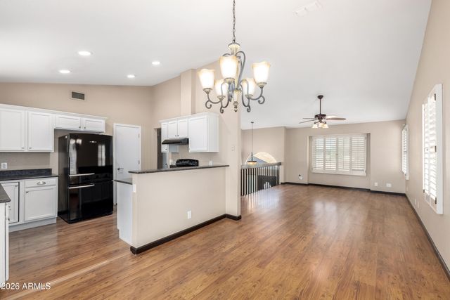 7543 W SURREY Avenue, Peoria, AZ 85381