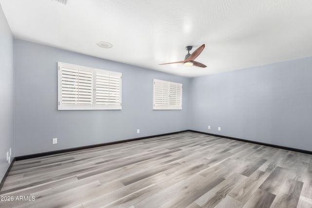 7543 W SURREY Avenue, Peoria, AZ 85381