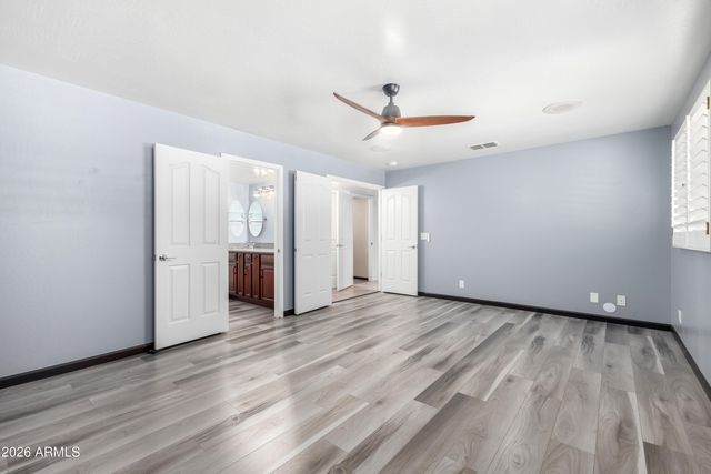 7543 W SURREY Avenue, Peoria, AZ 85381