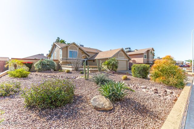 7543 W SURREY Avenue, Peoria, AZ 85381