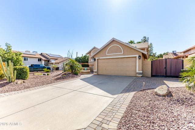 7543 W SURREY Avenue, Peoria, AZ 85381