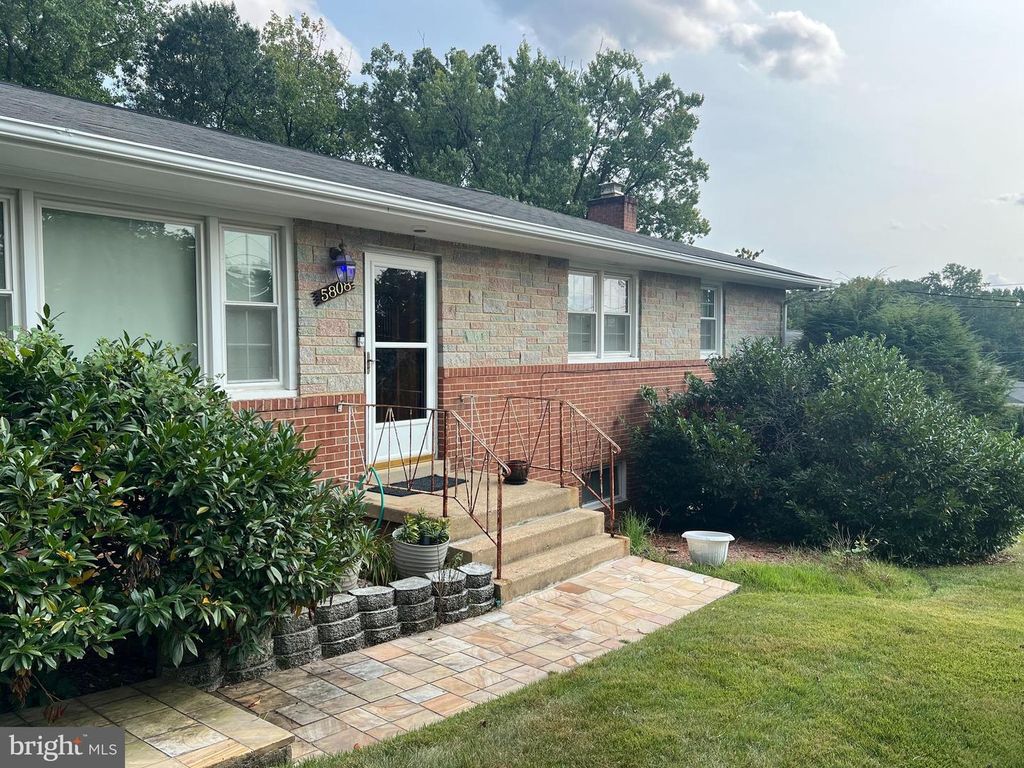 5808 MIDDLETON CT, Temple Hills, MD 20748