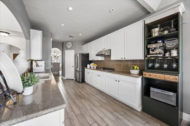 20923 Wind Field Lane, Spring, TX 77379
