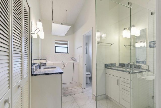 5942 Parkwalk Circle W, Boynton Beach, FL 33472