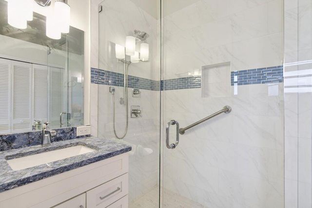 5942 Parkwalk Circle W, Boynton Beach, FL 33472