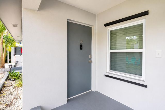 249 SW 14th Street 1-4, Dania Beach, FL 33004