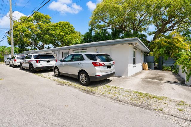 249 SW 14th Street 1-4, Dania Beach, FL 33004
