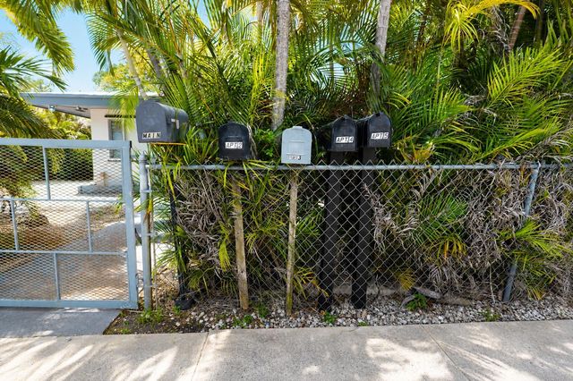 249 SW 14th Street 1-4, Dania Beach, FL 33004