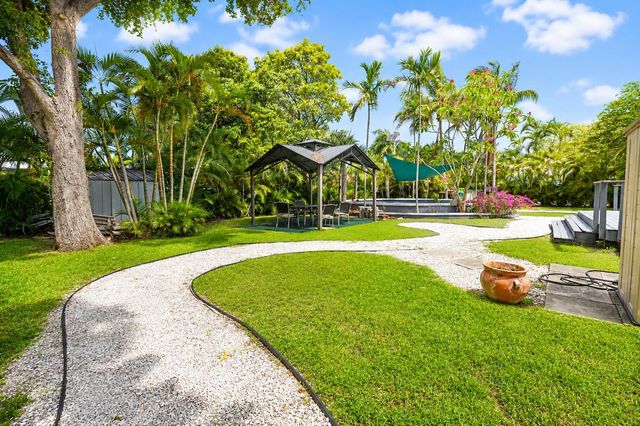 249 SW 14th Street 1-4, Dania Beach, FL 33004