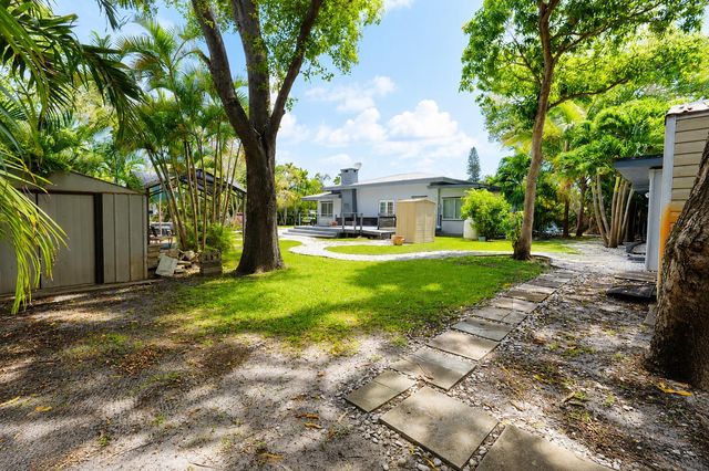 249 SW 14th Street 1-4, Dania Beach, FL 33004