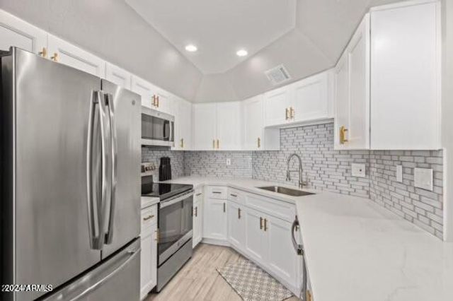 4328 N 36TH Street 9, Phoenix, AZ 85018